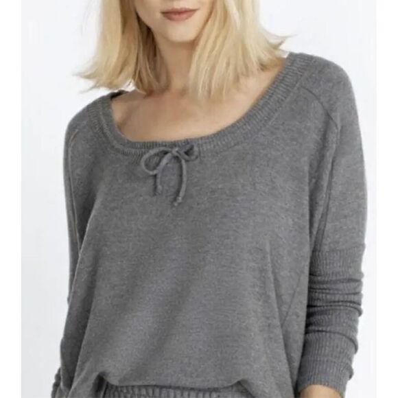 New. Calme crop sweater. XS. Retails $138 - Picture 3 of 10